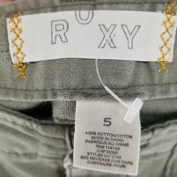 Roxy Jeans Capris Womens Size 5 Olive Green Zip Closure Front and Rear Pockets - Picture 10 of 10